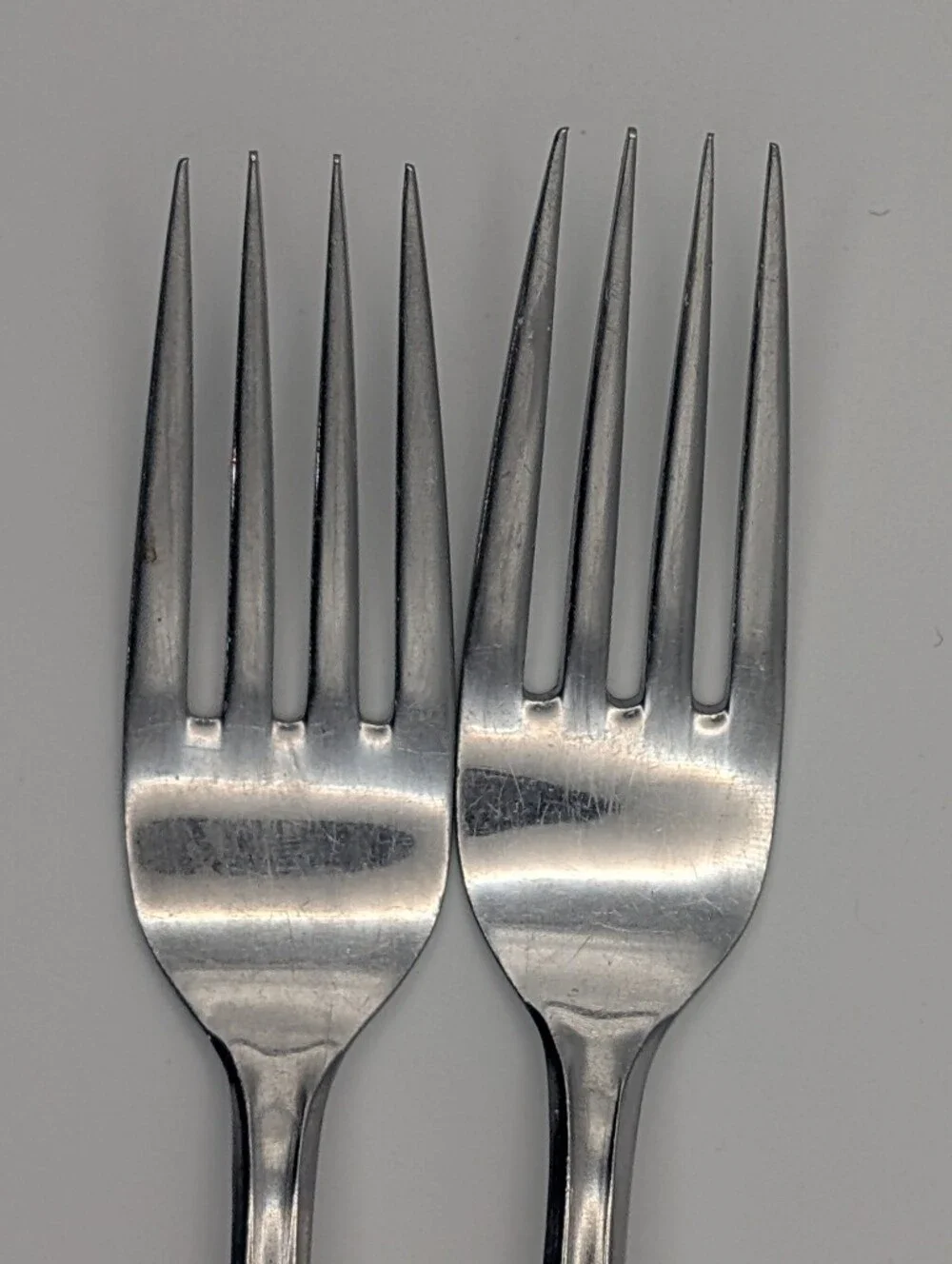 Ekco Eterna Padua Custom Stainless Japan Dinner Forks - Set of 2 |  1 of 3 | MCM